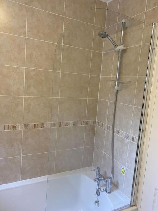 3 Bedroom Lodge With Hot Tub On Lovely Quiet Holiday Park In Cornwall Gunnislake Екстериор снимка