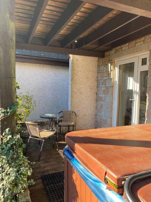 3 Bedroom Lodge With Hot Tub On Lovely Quiet Holiday Park In Cornwall Gunnislake Екстериор снимка